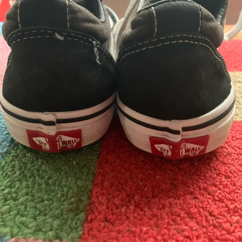Classic Black and White VANS - Picture 6 of 8
